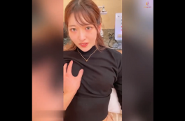 Lộ clip tự quay của hotgirl